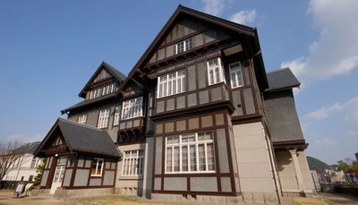 🏛️ 구 모지미쓰이 클럽